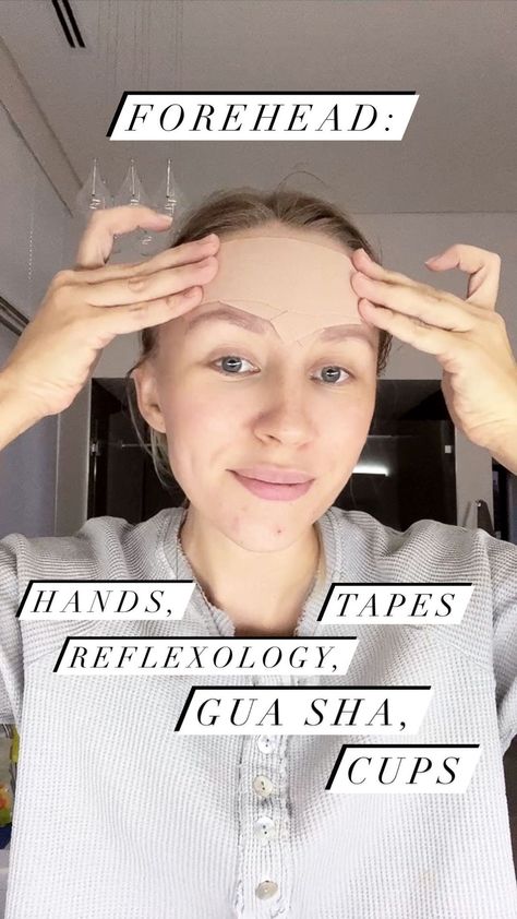 Slower tutorial for those of you who have asked to make a longer video on how to work with the forehead lines & wrinkles. Yes, it takes… | Instagram Healthy Movement, Forehead Lines, Forehead Wrinkles, Midsize Style, How To Work, Gua Sha, Reflexology, Facial Expressions, Slow Down