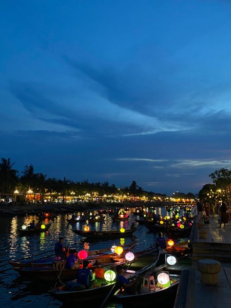 Hoi An Vietnam Aesthetic, Hanoi Vietnam Aesthetic, Aesthetic Vietnam, Asian Core, Cities Aesthetic, Vietnam Aesthetic, Backpacking Aesthetic, Vietnam Vacation, Danang Vietnam