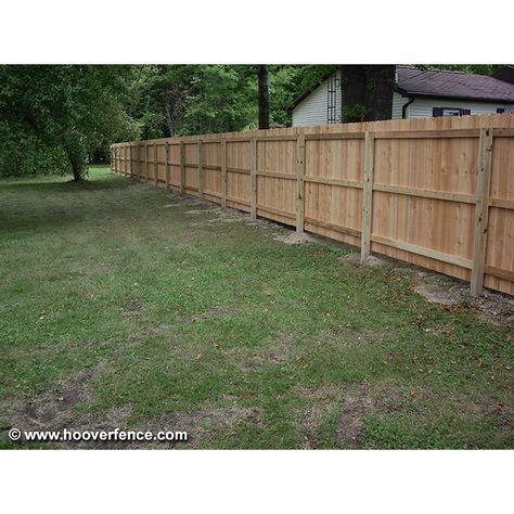 Which Way Should My Fence Face? Dog Ear Fence Ideas, Wood Fence Panels, Gazebo Ideas Backyard, Fence Paint Colours, Wood Fence Ideas, Dog Ear Fence, Diy Carpentry, Privacy Fencing, Fence Options