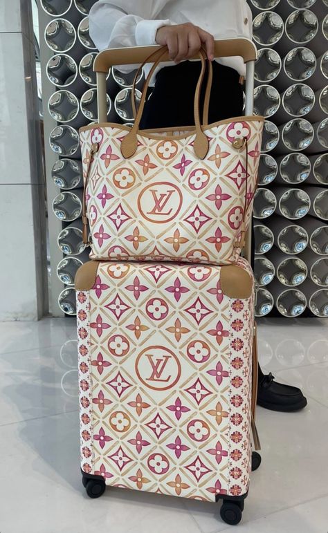 Louis vuitton luggage set