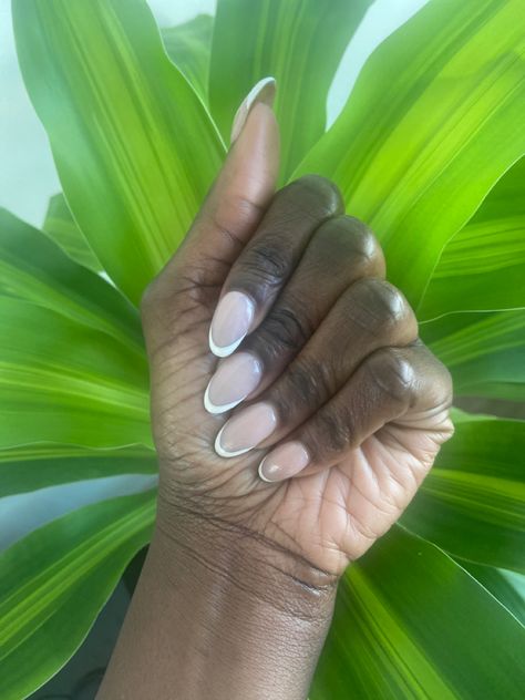 French Tip Nails Black, Black Almond Nails, Tip Nails, Round Nails, Nails Black, Yellow Nails, French Tip Nails, Black Nails, Almond Nails