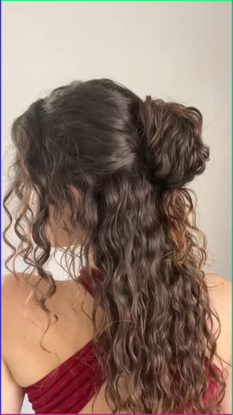 Curly Hair Inspo, Hairdos For Curly Hair, School Hairstyles, Hairstyle Inspo, Long Curly Hair, Curly Girl, Dream Hair, Long Curly, Pretty Hair