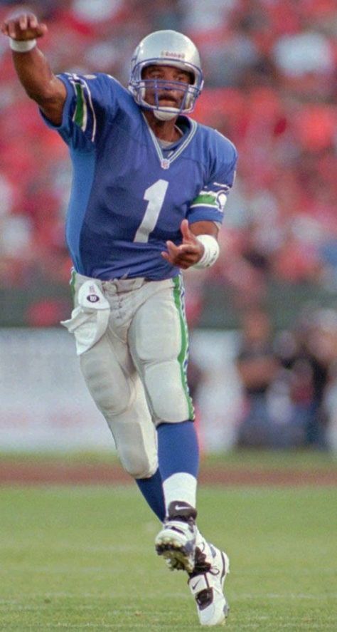 WARREN MOON #warrenmoon #moon #moonnumber1 #numberone #number1 #nfl #seahawks #seattleseahawks #seattle American Football Quotes, Warren Moon, Nfl Uniforms, Seattle Seahawks Football, Seattle Sports, Seahawks Fans, Seahawks Football, Football Images, Nfl Football Teams