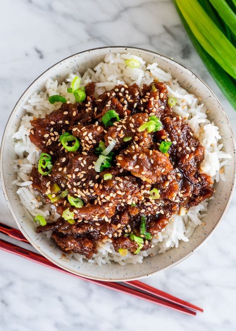 This Instant Pot Mongolian Beef is your answer to "take-out" at home! Much better than the restaurant version, easy, saucy, tender beef, delicious and ready in minutes! #mongolianbeef #instantpotmongolianbeef Instant Pot Mongolian Beef, Beef Bowl Recipe, Ginger Beef, Mongolian Beef Recipes, Jo Cooks, Mongolian Beef, Beef Meat, Instant Pot Dinner Recipes, Easy Instant Pot Recipes