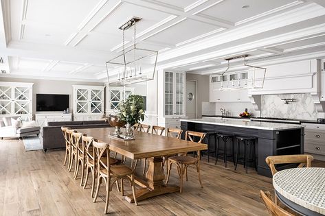 APPLECROSS RESIDENCE I The Long Island Luxury – The Montauk Lighting Co Hamptons House Interior, Hamptons Interior Design, Hamptons Dining, Hamptons Interior, Hamptons Kitchen, Hamptons Style Homes, Hamptons Style Home, Hamptons House, Hamptons Style