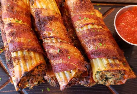 Grilled Shotgun Shells (Stuffed Manicotti Shells) - Life's A Tomato Stuffed Manicotti Shells, Meat Manicotti, Grilled Pulled Pork, Manicotti Shells, Stuffed Manicotti, Shells Stuffed, Sausage Wrap, Cheesy Spaghetti, Manicotti Recipe