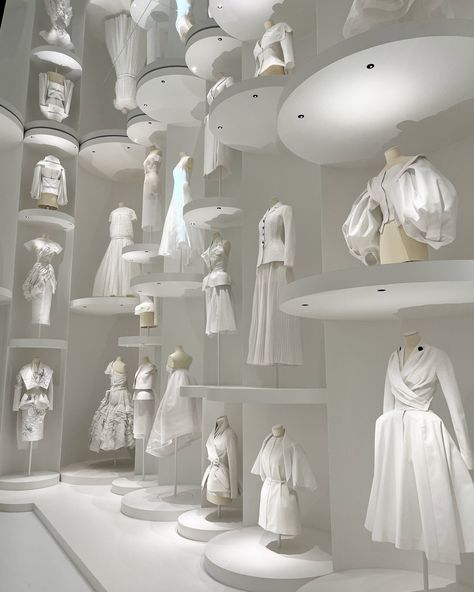 Exhibition Design Fashion, Creative Warehouse, Fashion Installation, Conceptual Model Architecture, Blackbough Swim, Art Galleries Design, Fashion Designer Studio, Fashion Displays, Dress Display