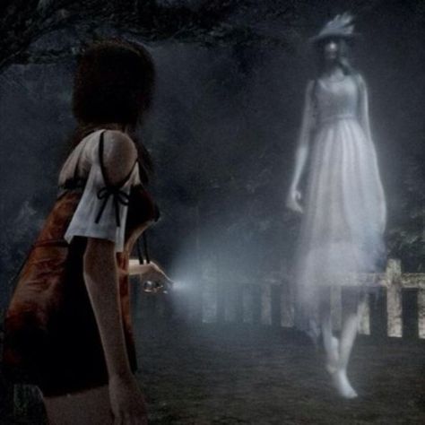 Fatal Frame Fatal Frame Pfp, Japanese Urban Legends, Watch The World Burn, Japanese Horror, Stay Forever, Scary Games, Fatal Frame, Retro Horror, Indie Horror