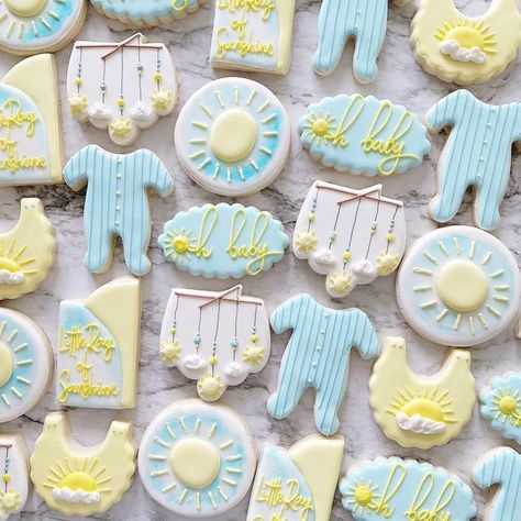 You Are My Sunshine Cookies, Summer Fruit Punch, Summer Baby Shower Ideas, Sunshine Cookies, Themed Baby Shower Ideas, Sunshine Baby Shower Invitations, Baby Boy Cookies, Watercolor Cookies, Onesie Cookies