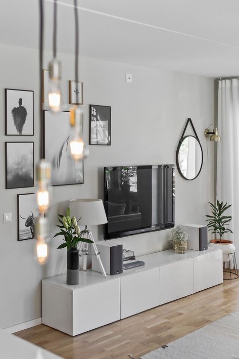 Scandinavian Design Living Room, Dark Living Rooms, Minimalist Living Room Design, Flat Screen Tv, Decor Ikea, Design Salon, Trendy Living Rooms, Living Room Scandinavian, Lounge Decor