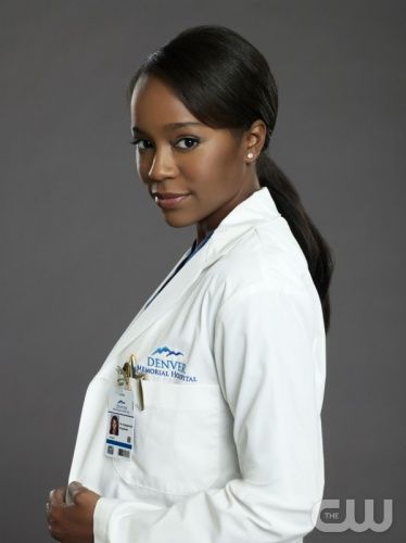 Pictured: Aja Naomi KIng as Cassandra on "Emily Owens, M.D." on The CW.Photo: Karen Hill/The CW ©2012 The CW Network, LLC. All rights reserved. Nerd Hair, Emily Owens Md, Aja Naomi King, Drama Tv Series, Superman Lois, The Cw, Beautiful Black Women, Season 1, Role Models