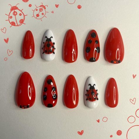 Lady bug nails🐞 Such a cutie set🤍 gonna be available in my shop soon :) very excited to get that up and running !! - - - #customnails #pressonnails #ladybug #summernails #nailart #reels #nailartist #gelx #custompressonnails Fall Autumn Halloween Nails, Muted Tone Nails, Cute Acrylic Designs, Red Nail Designs Halloween, Fun Nails Simple, Natural Nail Ideas Fall, Lip Nail Art Tutorial, The Office Nails, Bug Nails Acrylic