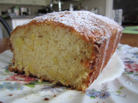 Pineapple Loaf Cake, Pineapple Sheet Cake Recipe, Pineapple Loaf, Pineapple Sheet Cake, Sheet Cake Recipe, Banana Nut Bread Recipe, Lemon Drizzle Cake, Drizzle Cake, Lemon Drizzle