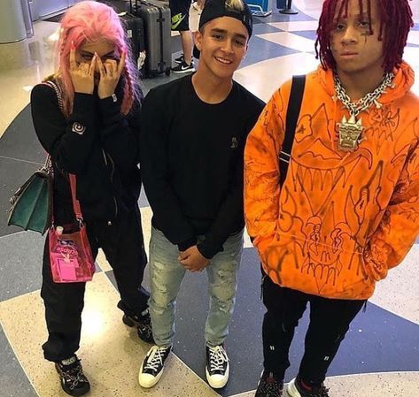 Trippie Red Outfits, Sophia Black, Lil Bibby, Edgy Girls, Anime Rapper, Anime Funny Moments, Lil Pump, Custom Nike Shoes, Cover Wallpaper