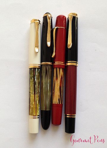 Review: Pelikan Souverän M101N Red Tortoiseshell SE Fountain Pen - Medium @AppelboomLaren @Pelikan_Company Drawing Equipment, Pelikan Fountain Pen, Fountain Pen Drawing, Antique Typewriter, Vintage Pens, Pen Pen, Luxury Pens, Beautiful Pen, Pen Nib