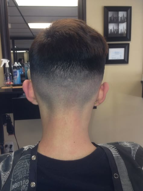 Bald fade, long on top, back view Faded Buzz Cut, Undercut For Women, Girl Undercut, Buzz Cut Women, Haircut Short Hair, Women Undercut, Fade Cut, Story Images, Haircut Styles For Women