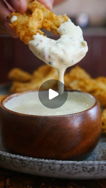 Dip For Calamari Sauce Recipes, Calamari Dipping Sauce, Calamari Sauce, Fried Calamari Recipe, Calamari Recipe, Ranch Dip Recipe, Calamari Recipes, Caviar Recipes, Homemade Tartar Sauce