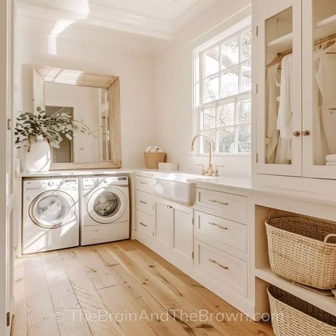 Dream Mudroom, Laundry Shelving, Laundry Room Shelf Ideas, Laundry Room Decor Ideas, Laundry Room Lighting, Wash Room, Laundry Room Wall Decor, Basement Laundry Room, Dream Laundry Room