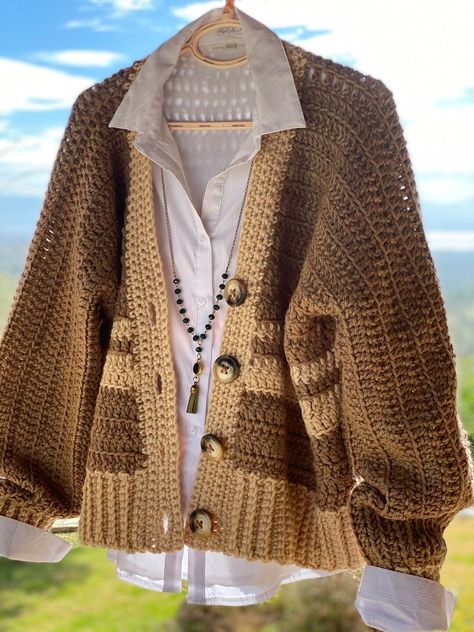 Easy Cardigan Pattern, Oversized Crochet Sweater, Cardigan Crochet Pattern, Cardigan Au Crochet, Crochet Mignon, Modern Crochet Patterns, Pull Crochet, Crochet Gratis, Cardigan Crochet