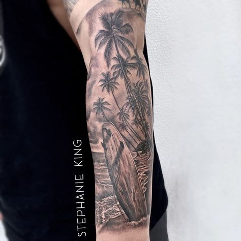 Hawaii Theme Tattoo, Surfing Tattoos Men, Surfboard Tattoo, Hawaii Tattoo, Hawaii Tattoos, Surf Tattoo, Scene Tattoo, Hawaii Theme, Small Shoulder Tattoos