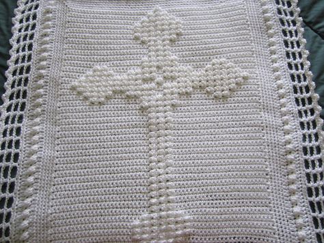 Cross Afghan Crochet Pattern, Crochet Cross Blanket Pattern Free, Crochet Cross Blanket, Crochet Celtic, Crochet Bobble Blanket, Cross Blanket, Arm Crocheting, Pocket Cross, Bobble Crochet