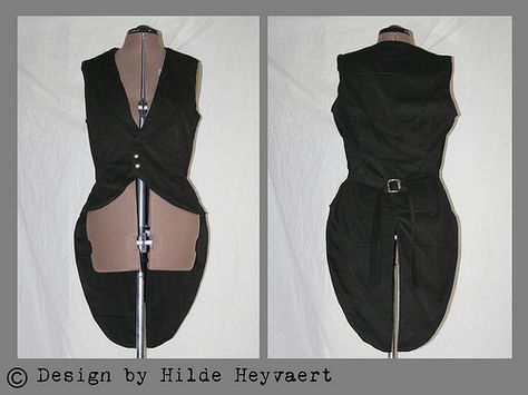 Waistcoat with tail Lyney Cosplay, Honk Jr, Cardboard Building, Shrek Costumes, Shrek Costume, Owl Girl, Portfolio Project, Body Gym, Suit Ideas