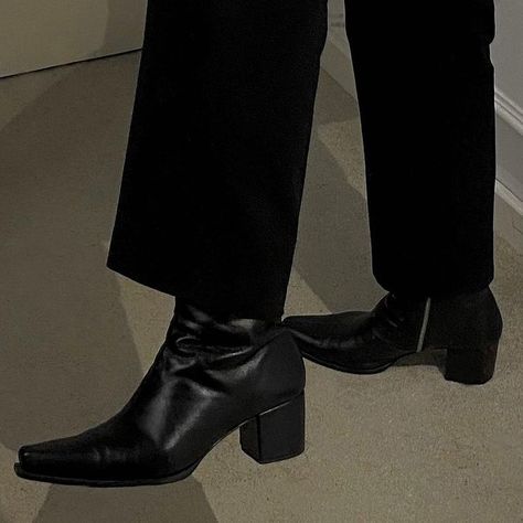 Men In Heels, Hot Boots, Future Outfit, Unique Shoes, Jewelry Outfit, Mode Inspo, Gentleman Style, Edgy Outfits, Types Of Fashion Styles