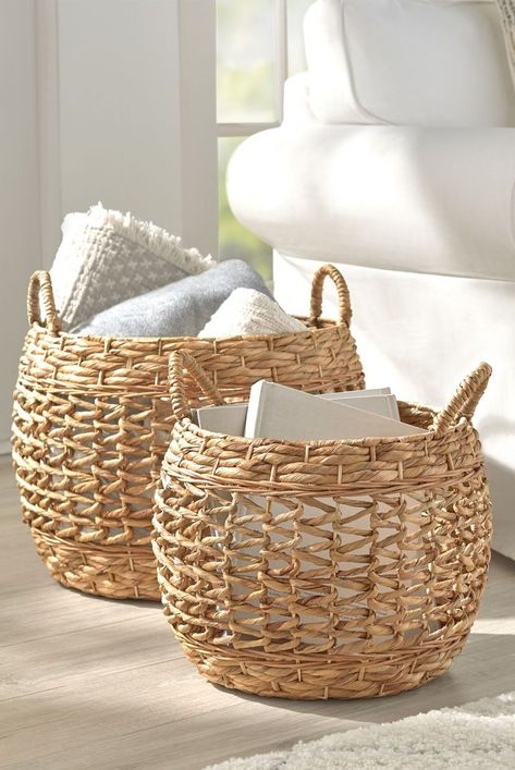 Basket Next To Tv Stand, Rattan Basket Storage, Living Room Basket For Blankets, Decorative Baskets Living Room, Wicker Basket Ideas, Basket Of Blankets, Ratan Basket, Living Room Basket Decor, Rattan Ideas