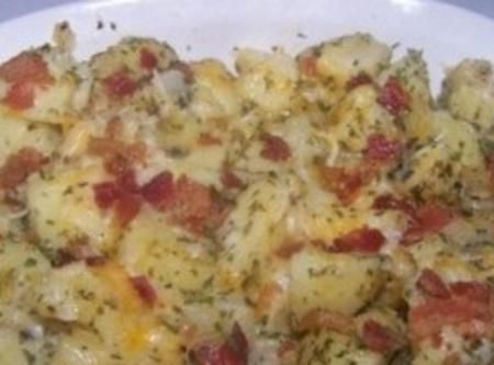 Cheesy-Steamed Potatoes (Microwave) Recipe Pressed Potatoes, Potatoes With Salmon, Potatoes Stuffed, Steamed Potatoes, Steamer Recipes, Cheesy Potatoes, Microwave Recipes, Dried Beans, Vegetable Sides