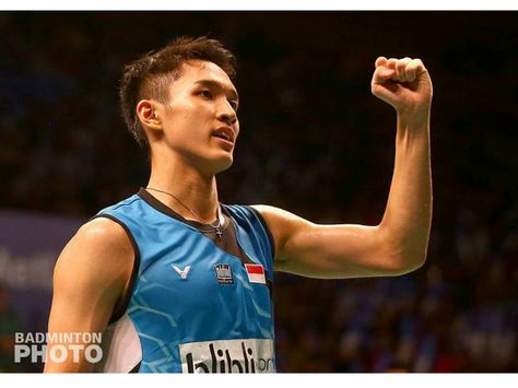 jonatan christie Jonathan Cristie, Jonathan Christie, Badminton Photos, Badminton Player, Single Player, Badminton, Asian Men, Typography Design, Typography