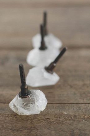 Easy Decor Update: DIY Crystal Drawer Knobs Diy Knobs, Crafts Diy Projects, Easy Decor, Diy Drawers, Crystal Knobs, Business Furniture, Diy Crystals, Dresser Knobs, Drawer Knobs