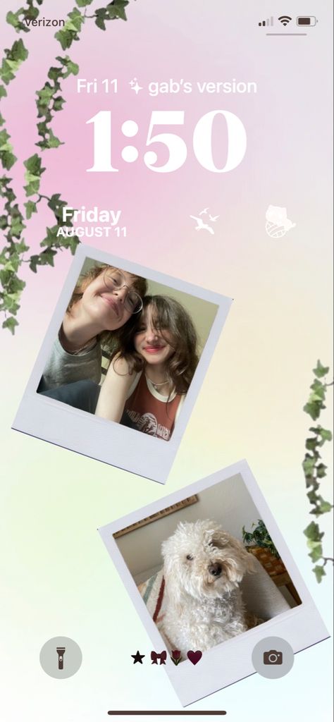 Aesthetic Lock Screen Widget, Cute Widgets Lock Screen, Lock Screen Collage Ideas, How To Make Your Lock Screen Aesthetic, Iphone Lock Screen Wallpaper Aesthetic Ios 16, Aesthetic Iphone Homescreen Wallpaper, Iphone Ios 17 Layout, Iphone Aesthetic Wallpaper Lockscreen, Ios 16 Wallpaper Iphone Ideas Lock Screen
