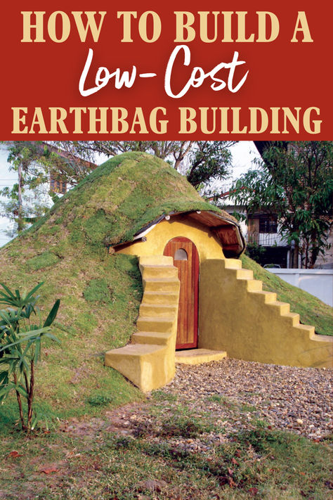 With this novel technique, you can make earthbag buildings step by step to serve as a studio, garden shed, chicken coop, or root/storm cellar — no permit required! No expensive forms or equipment are needed with earthbag building, and the technique is faster and easier than other earth-building styles. This earthbag shed is 8 feet in diameter inside (about 11 feet outside) and approximately 8 feet high. Shed Chicken Coop, Cinder Block House, Storm Cellar, Garden Shed Diy, Earth Bag Homes, Earth Bag, How To Build Steps, Container Buildings, Living Roofs