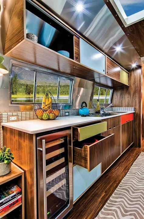 Airstream Rv, Kombi Motorhome, Airstream Campers, Airstream Remodel, Airstream Interior, Mini Loft, Airstream Renovation, Vintage Airstream, Travel Trailer Remodel