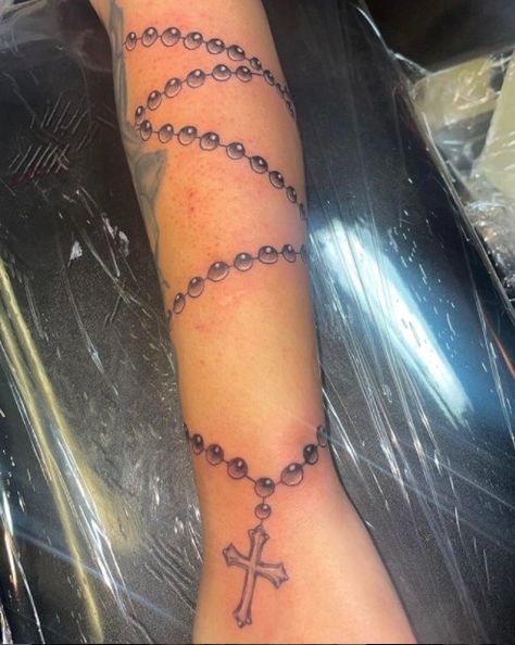 Cross Chain Tattoo On Wrist, Cross Necklace Tattoo On Arm, Forearm Rosary Tattoos For Women, Rosery Beads Tattoo Stencil, Wrap Around Rosary Tattoo Stencil, Rosary Wrapped Around Arm Tattoo, Rosary Bead Tattoo Women, Henna Cross Designs, Cross Chain Tattoo