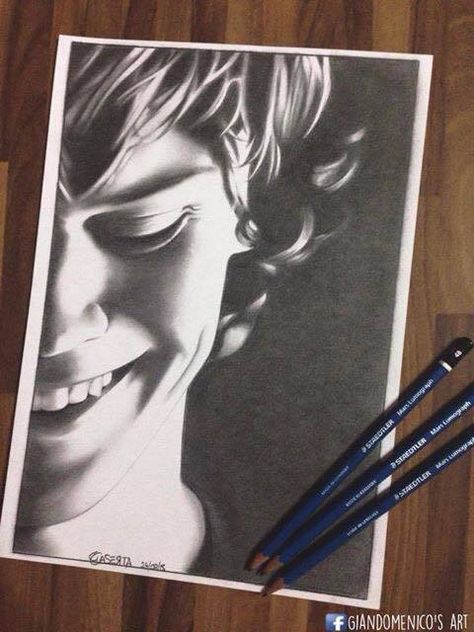 Tate Langdon Drawing Sketch, Tate Langdon Drawing, Ahs Fan Art, Evans Art, Evan Thomas, Tate Langdon, Story Drawing, Evan Peters, Color Pencil Art