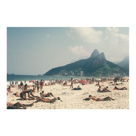 Brazilian Summer, Tokyo Rose, Brazil Aesthetic, Ipanema Beach, Camera Vintage, Vintage Hawaii, Foto Vintage, Vintage Film, Film Photographers