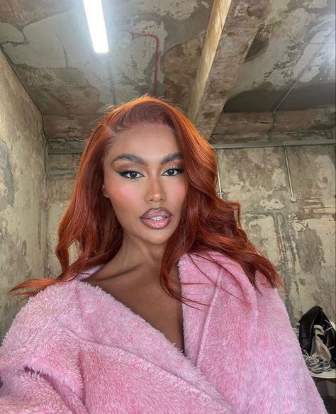 Ella Thomas, Fall Baddie, Natural Beat, Makeup Ideas Eyeliner, Fun Makeup, Fake Lashes, Orange Is The New Black, Orange Is The New, Beauty Inspo