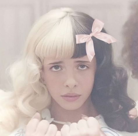 Melanie Martinez Coquette Icons, Melanie Core Aesthetic, Melanie Martinez Aesthetic Icon, K 12 Melanie Martinez Aesthetic, Coquette Melanie Martinez, Melanie Martinez Hairstyles, Melanie Martinez K-12, Melanie Martinez Coquette, Melanie Martinez Widget