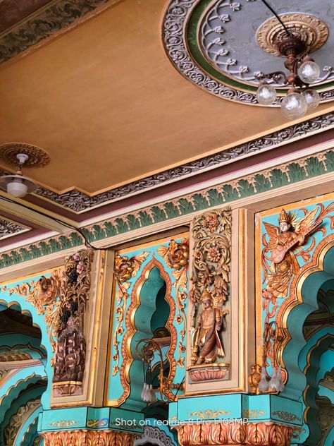 Indian architecture, Mysore palace Ancient Interior, Chota Bheem, Temple Painting, Mysore Palace, Bff Poses, Studio Creative, Indian Architecture, Painting Designs, Mysore