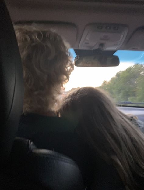 Leaning On Shoulder Couple Aesthetic, Resting Head On Shoulder Couple Aesthetic, Head On Shoulder Couple Aesthetic, Couple Car Ride, Couple Car Aesthetic, Couple Driving Aesthetic, Innocent Relationship, Car Guy Aesthetic, Aesthetic Car Photos