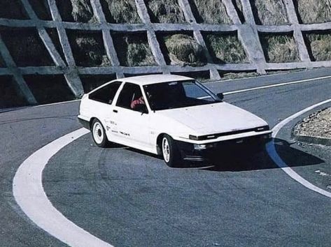 Cars 90s, Initial D Car, 90s Art, Japanese Domestic Market, Drifting Cars, Cool Car Pictures, Street Racing Cars, Ae86, Street Racing