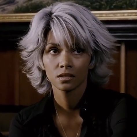 Storm Hair Xmen, Xmen School, Halle Berry Storm, Storm Hair, Marvel Storm, Xmen Storm, Storm X Men, Halle Berry Hairstyles, Grace Caroline