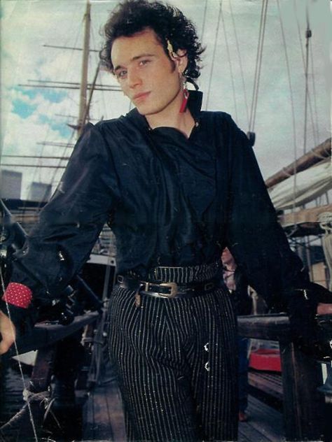 Adam And The Ants, Ant Music, Adam Ant, New Romantics, Punk Goth, Post Punk, 80s Fashion, New Wave, Look Cool