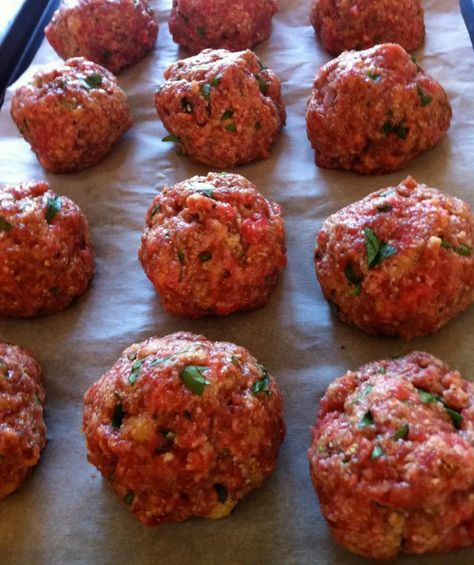 Makanan Italia, Baked Meatballs, Idee Pasto Sano, Meat Lovers, Kebabs, Ground Pepper, Meatball Recipes, Beef Dishes, Short Ribs