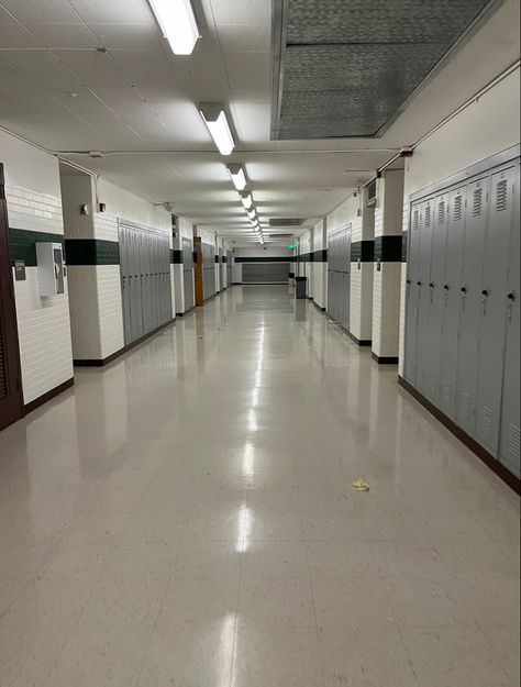 High School Lockers, Books Mystery, School Floor, School Hallway, Classroom Background, School Hall, School Places, School Building Design, Dd Osama