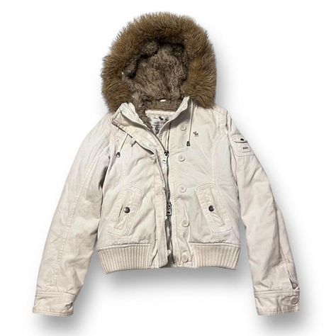 White Fur Coat, Y2k Jacket, White Fur, Abercrombie And Fitch, Abercrombie & Fitch, Fur Jacket, Fur Coat, Coats Jackets, Super Cute