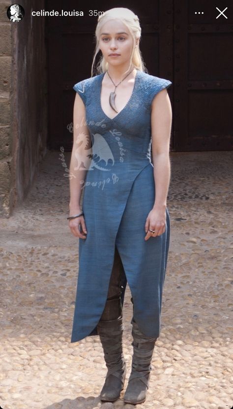 Daenerys Targaryen Blue Outfit, Danarys Targaryen Outfits, Danaerys Targaryen Dresses, Daenerys Outfits, Daenerys Targaryen Blue Dress, Daenerys Targaryen Outfits, Daenerys Cosplay, Jon Snow Costume, Country Girl Boots