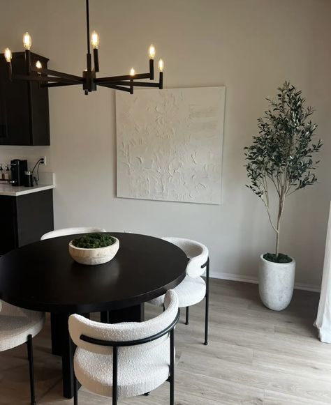 Modern Apartment Decor, Apartment Decorating Living, Apartment Dining Room, Dinning Room Design, Apartment Living Room Design, Dream Apartment Decor, Dining Room Makeover, Future Apartment Decor, Home Design Living Room