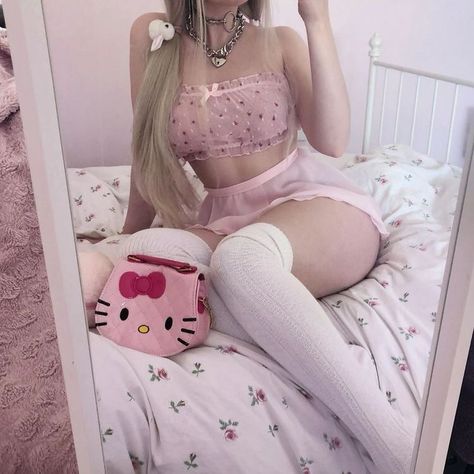 Yami Kawaii, Kawaii Core, Kawaii Fashion Outfits, Kawaii Aesthetic, Pink Princess, Kawaii Clothes, Kawaii Girl, Kawaii Fashion, Pink Aesthetic